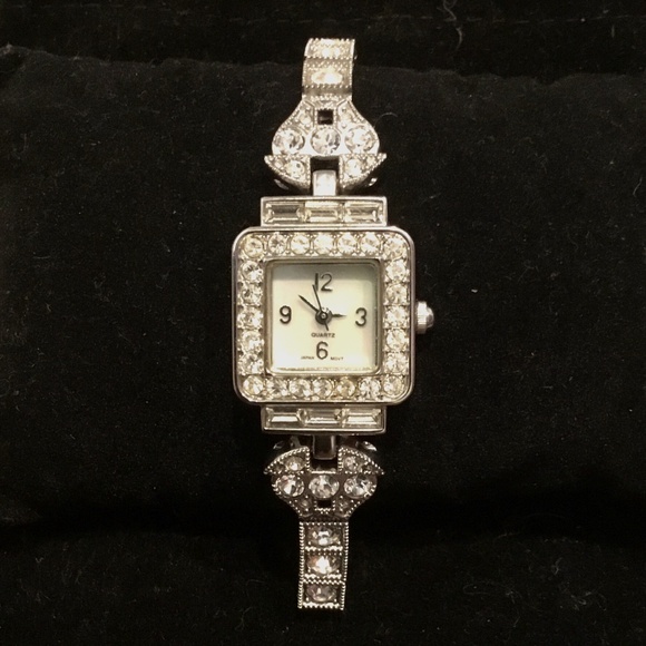 🌙 Great Condition Vintage Alto ladies crystal band watch 🌙 - Picture 1 of 4